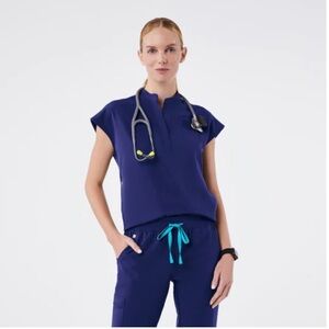 💎 Figs Sapphire Women's Rafaela Scrub Top XL